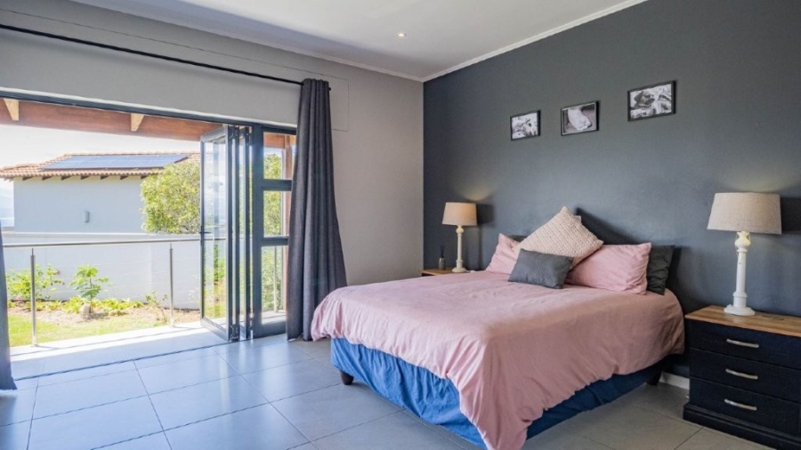 3 Bedroom Property for Sale in Whale Rock Heights Western Cape